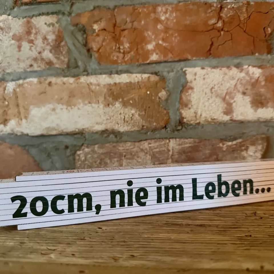Giesinger Bräu Zollstock mit Flaschenöffner 2m