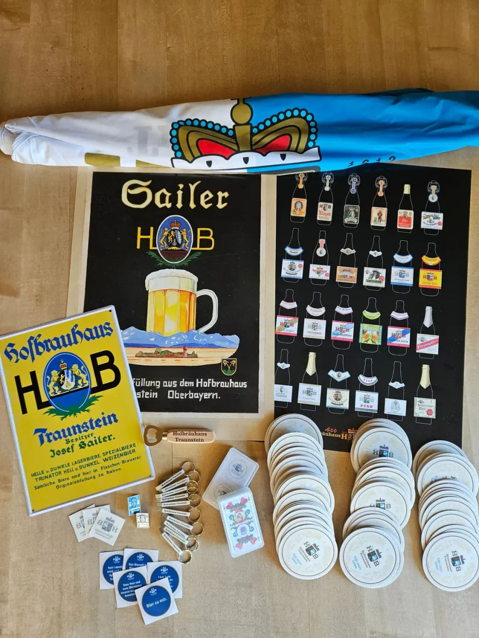Hofbräuhaus Traunstein Hofei Fan-Paket mit Fahne Deko